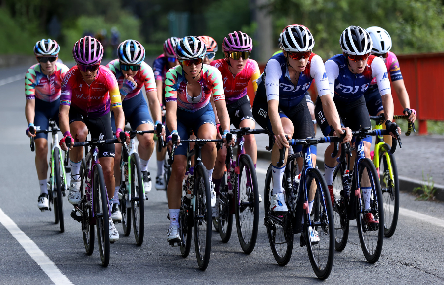 a cycling peloton working together.
